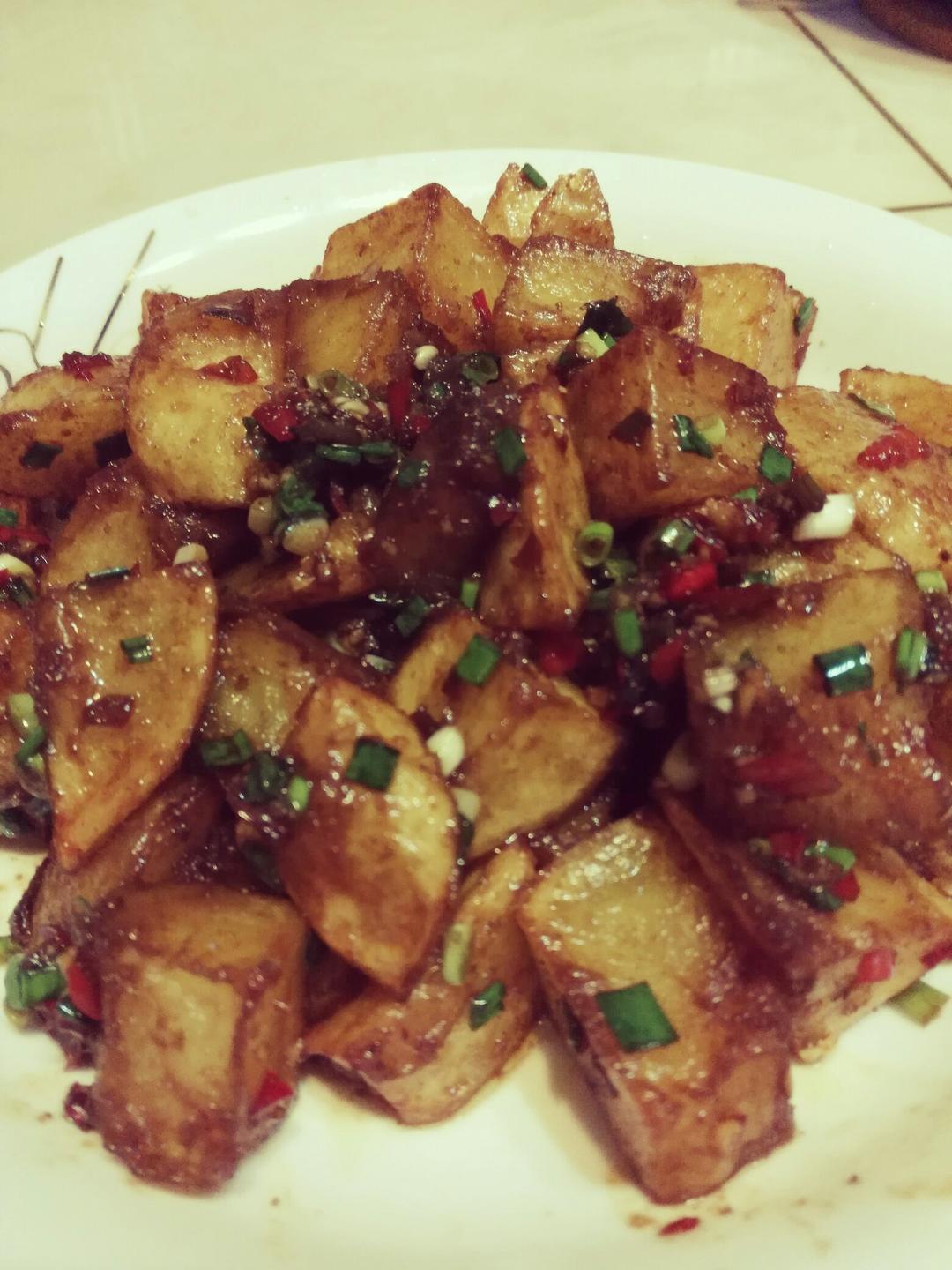 路边摊小吃霸主~锅巴土豆