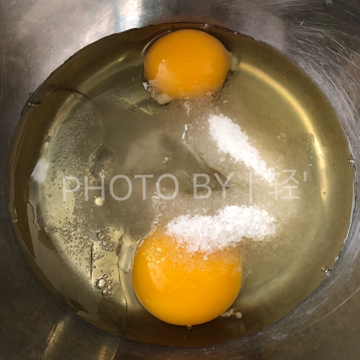 鸡蛋芝麻薄脆的做法 步骤1
