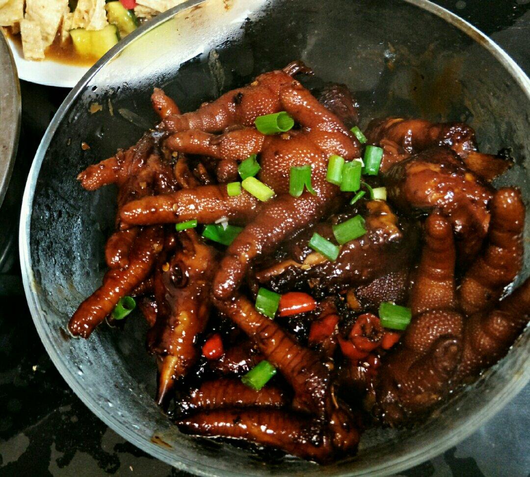 香辣烧鸡爪