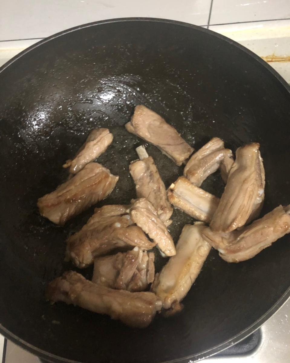 红烧排骨