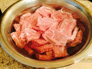 韩式炖牛小排的做法 步骤1