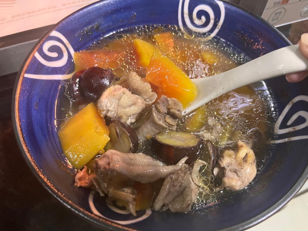 木瓜板栗鸡汤的做法