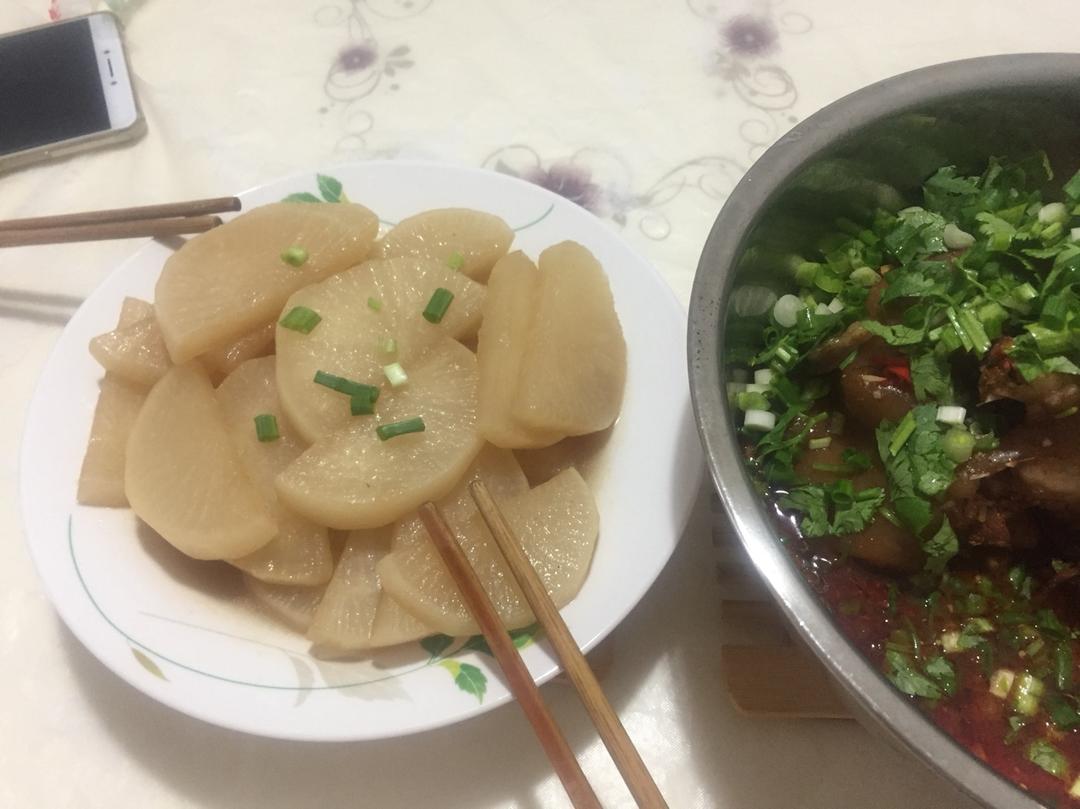 鲍汁萝卜煲，冬季温润的鲜甜味道