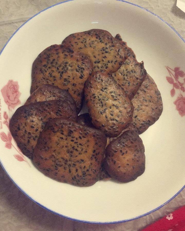 芝麻薄脆蛋白饼干