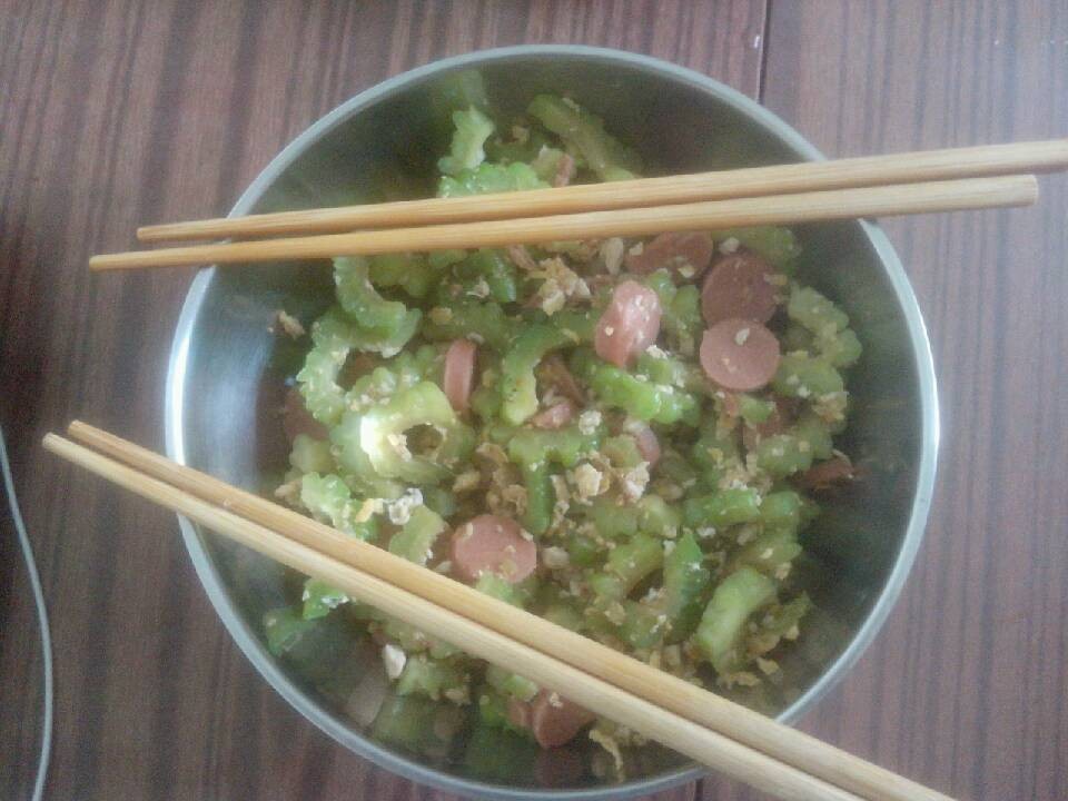 苦瓜炒蛋（零失败简易版）