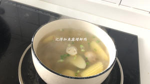 喝出春暖花开味道的带鱼鲜蔬汤的做法 步骤4