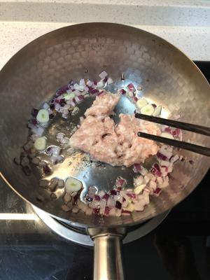 宝宝食谱——肉沫菠菜蝴蝶面的做法 步骤8