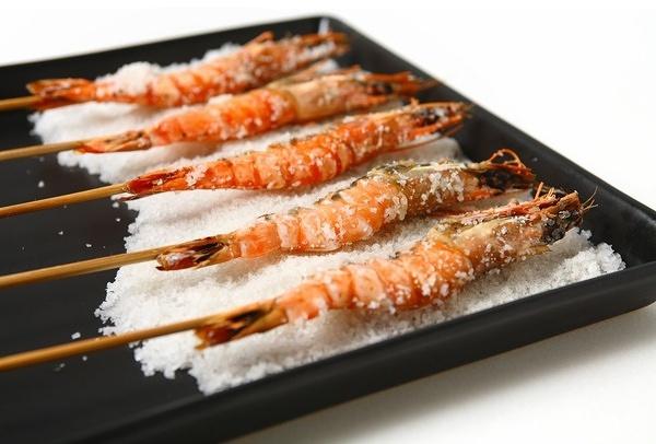 海盐焗虾的做法