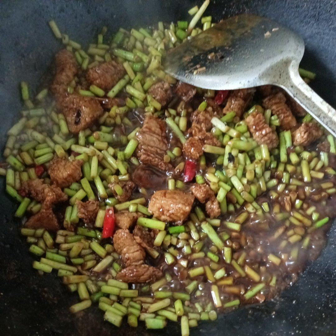 蒜苔炒肉末，三碗米饭都不够吃