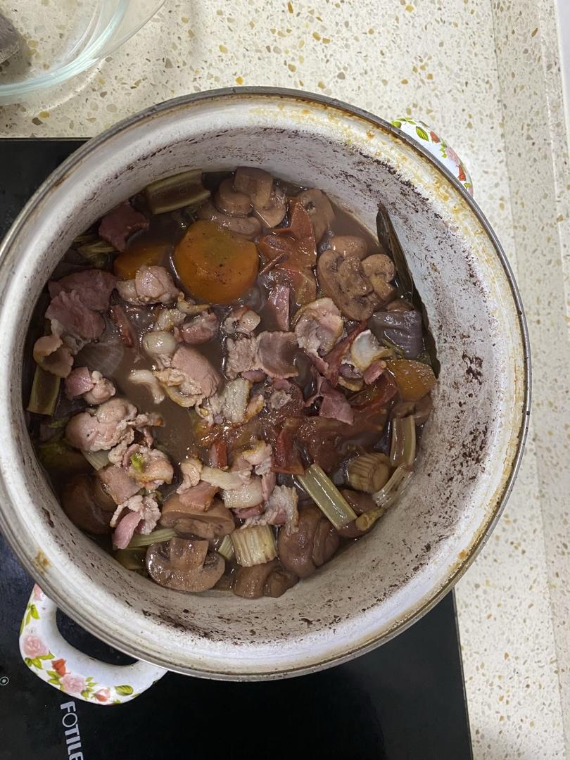 勃艮第红酒炖牛肉