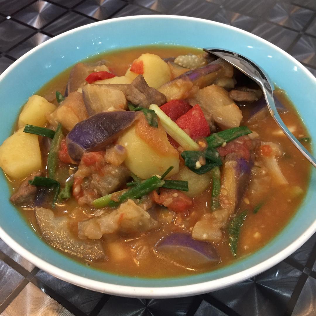 土豆炖茄子