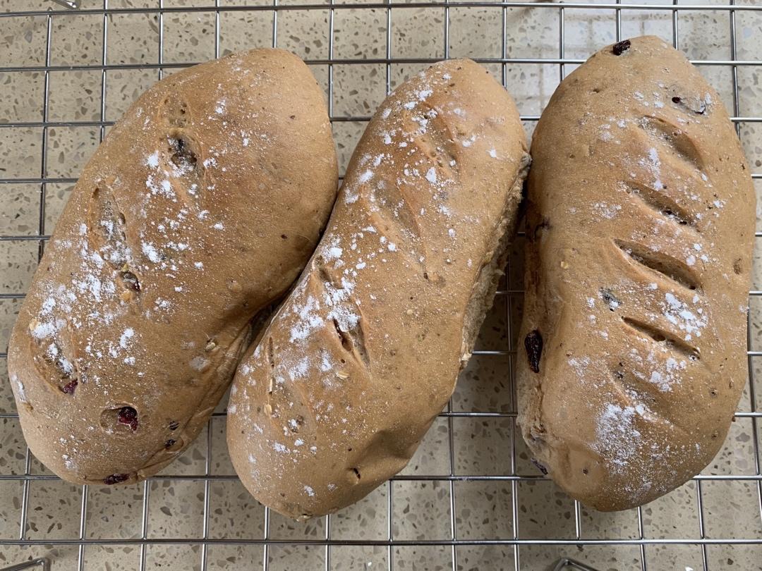 蔓越莓全麦黑糖面包