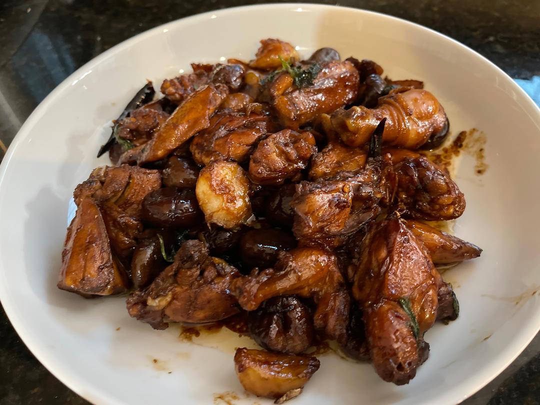 正宗台式三杯鸡（零失败！周围朋友全都赞不绝口！ 😁）