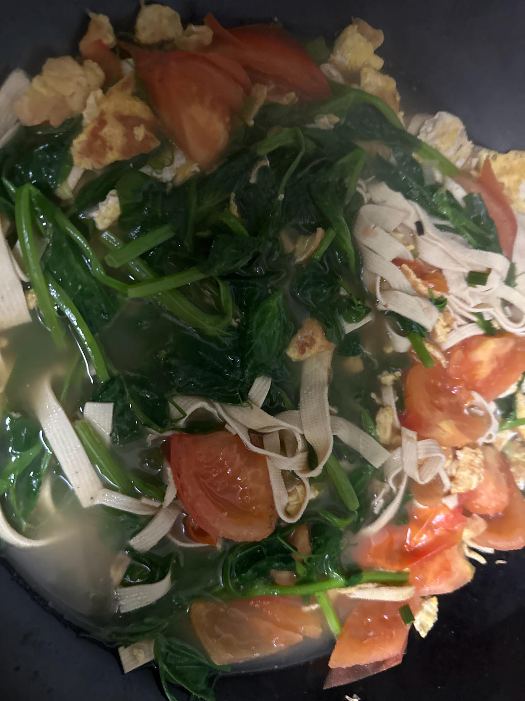 豌豆尖鸡蛋汤
