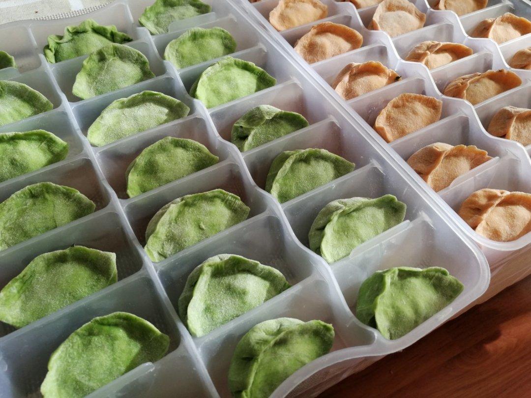 视频菜谱：彩色饺子皮的做法（玫红、绿色、橙色）