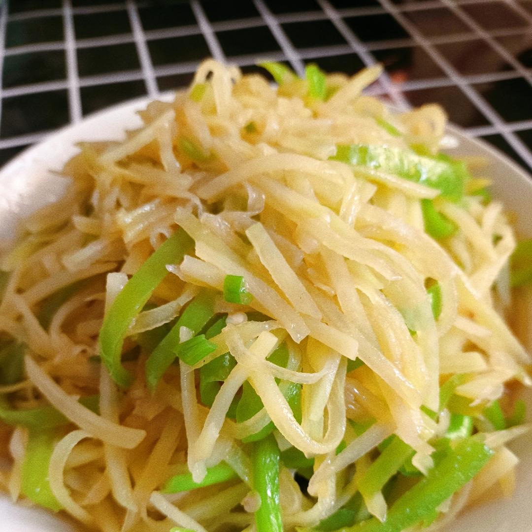 酸辣土豆丝的家常做法 超级下饭