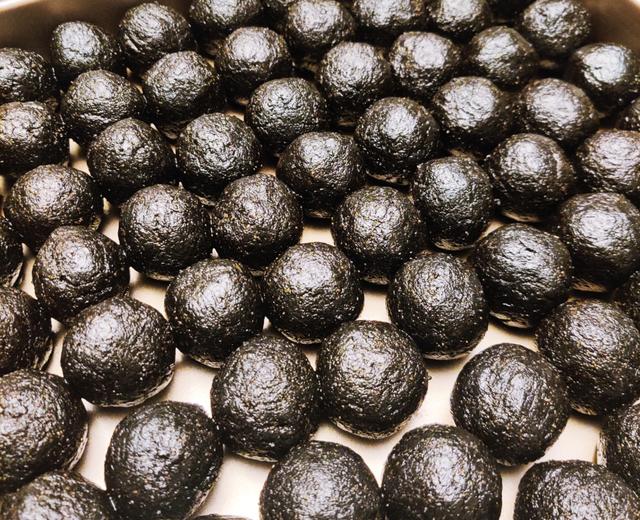 九蒸九晒黑芝麻丸的做法