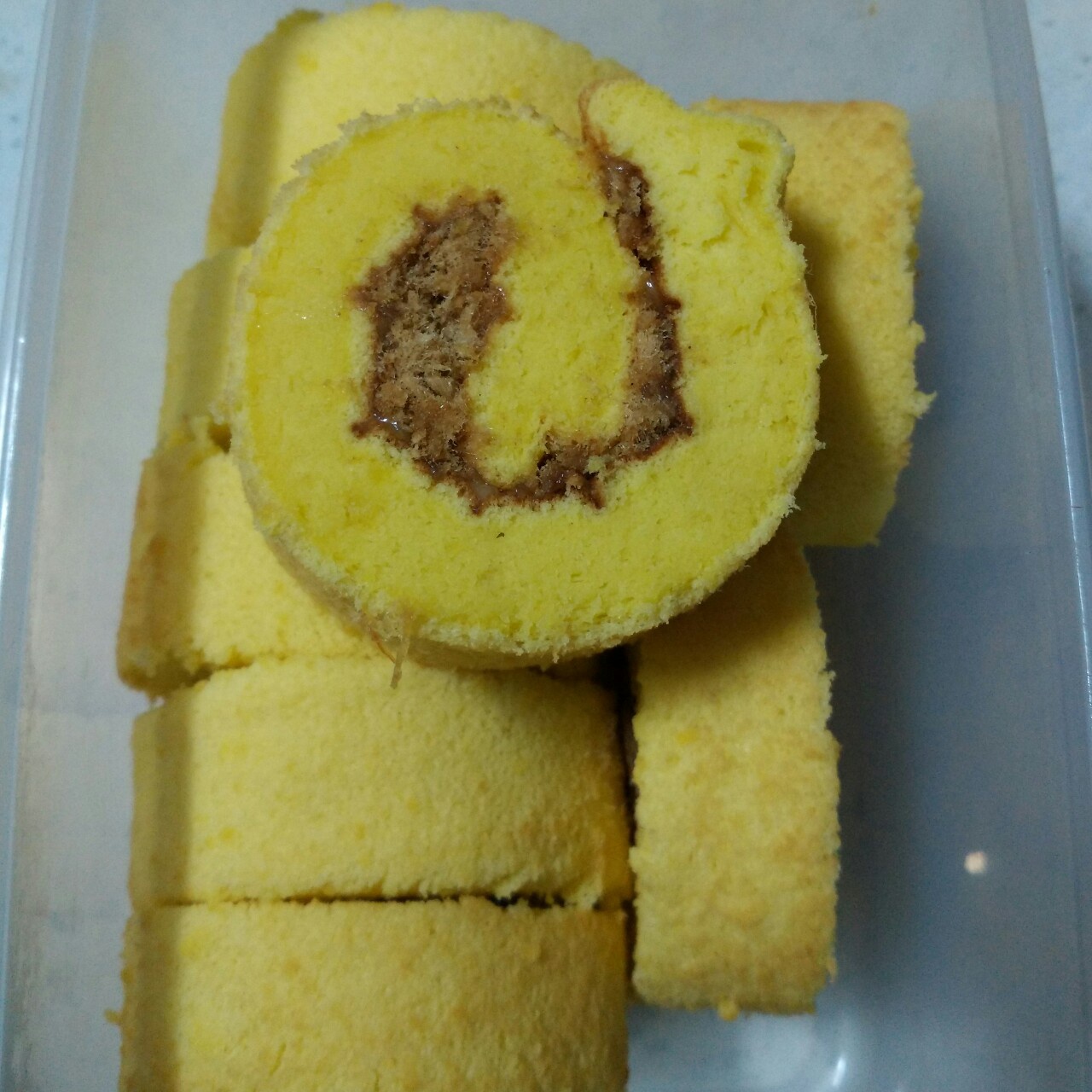 肉松戚风蛋糕卷