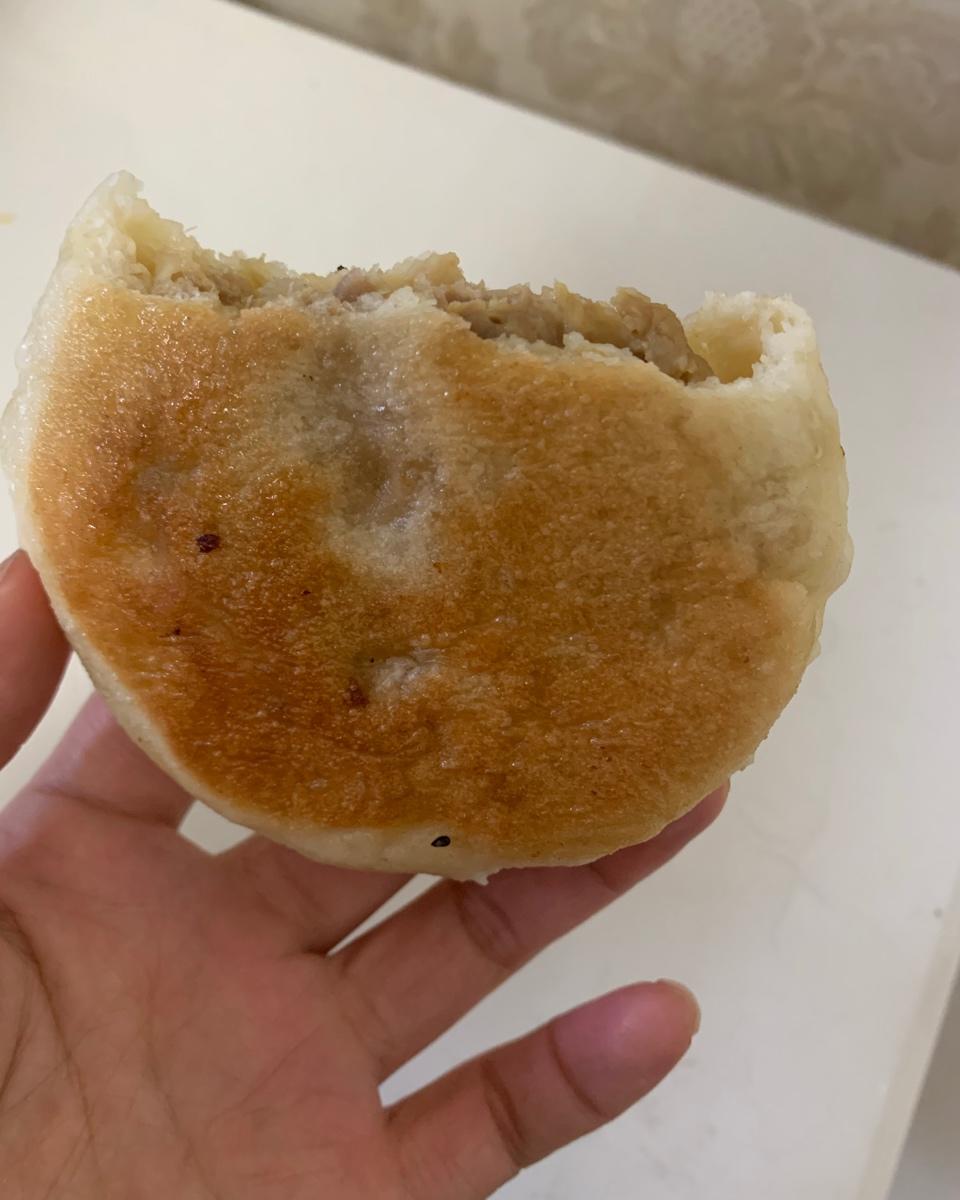 好吃的葱肉饼