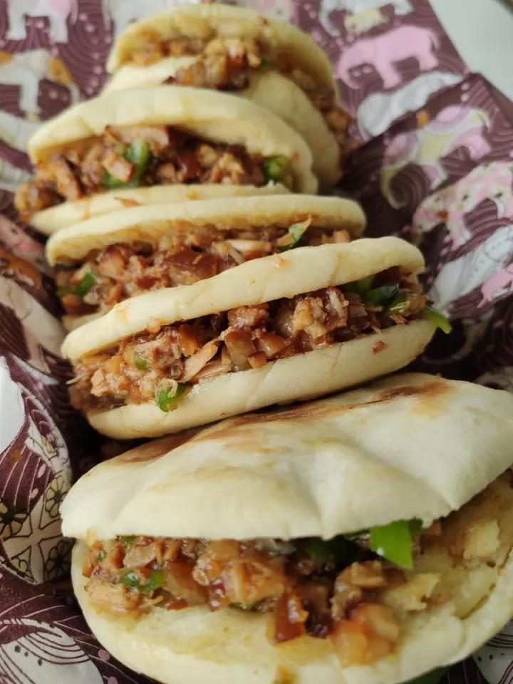 肉夹馍(白吉馍的制作)饼首页登录注册作品动态菜单查看全部分类虾皮