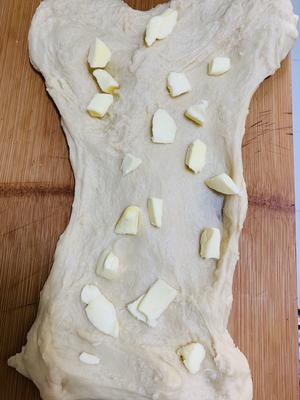 豆沙毛毛虫面包的做法 步骤2