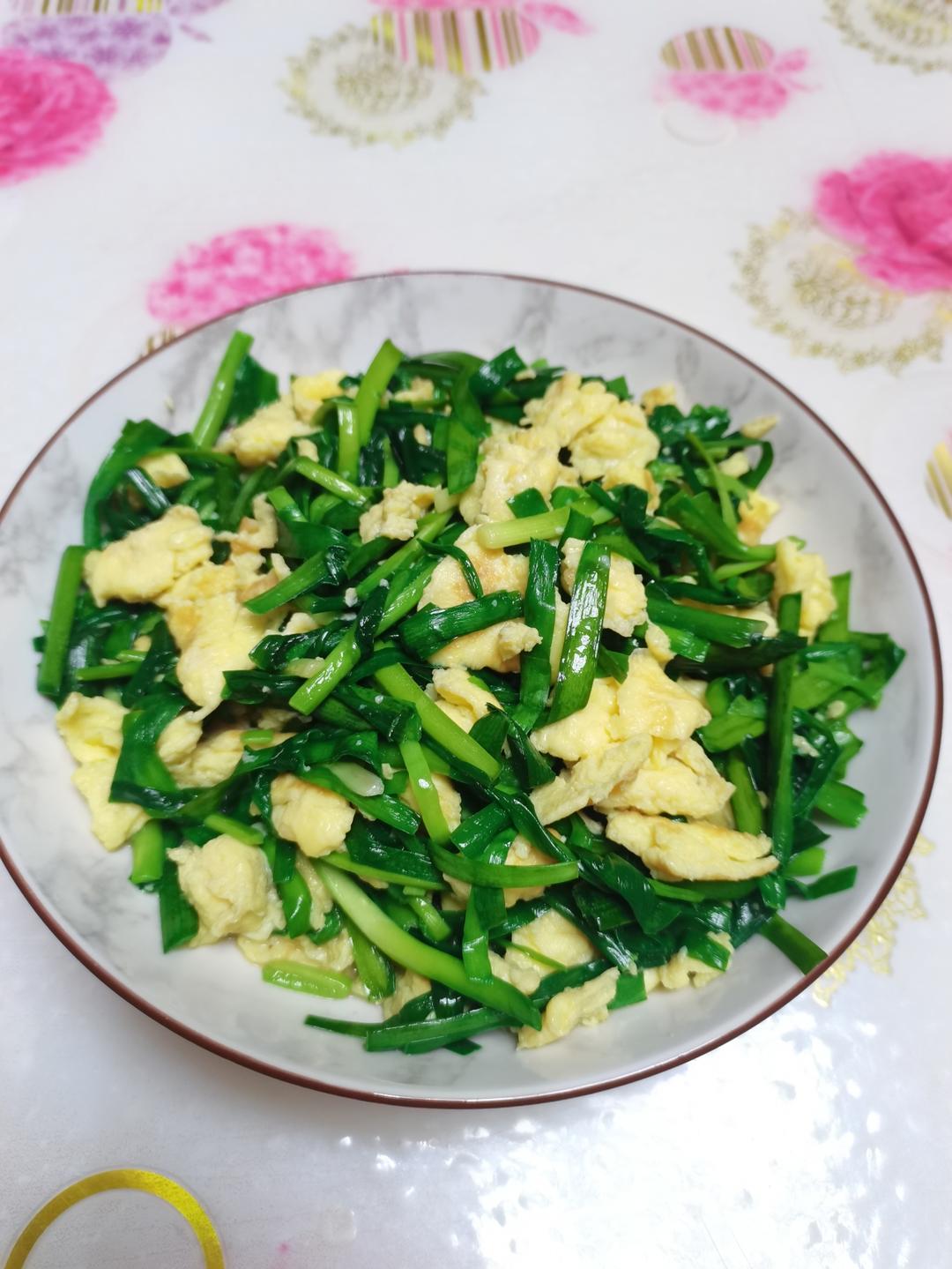 韭菜炒鸡蛋——三分钟快手下饭菜 掌握火候的秘诀
