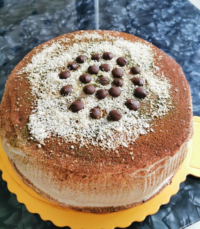 超简单完美戚风蛋糕（6寸2蛋）附打发、翻拌、脱模视频