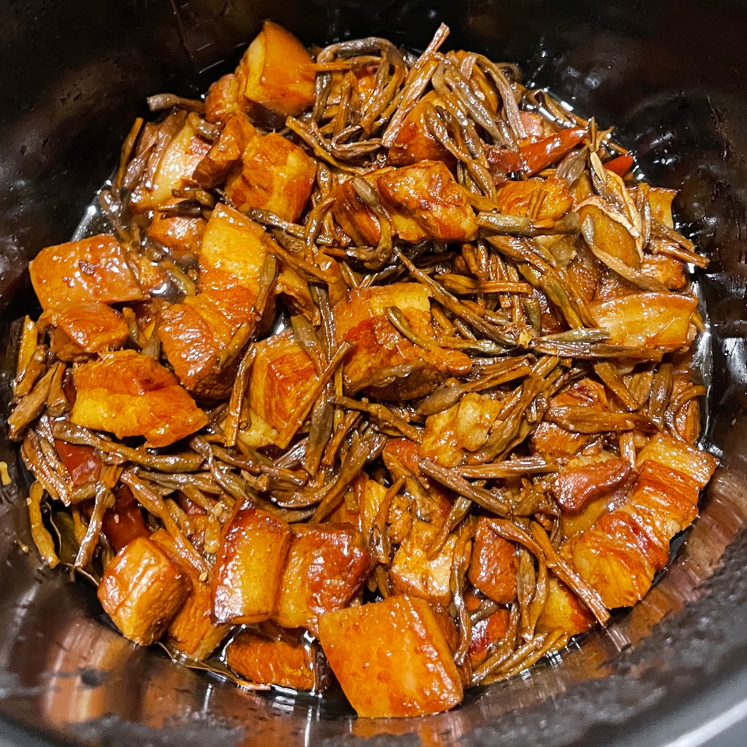 一碗水红烧肉炖豇豆（不焯水、高压锅省力版）的做法