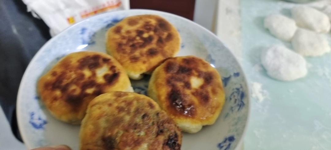 不一样的韭菜盒子（馅饼）