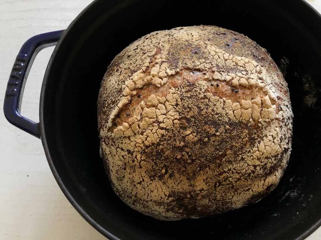 【Tartine Bread】天然酵种黑芝麻欧包