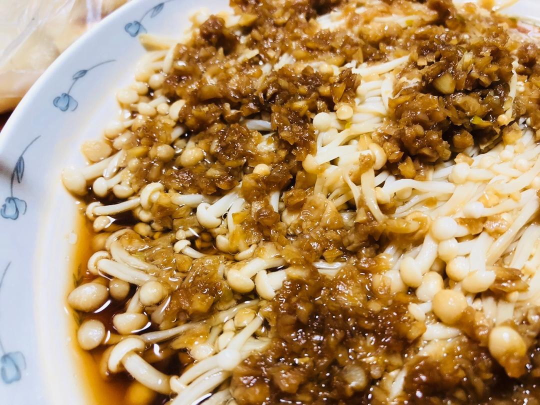 蒜蓉蒸金针菇