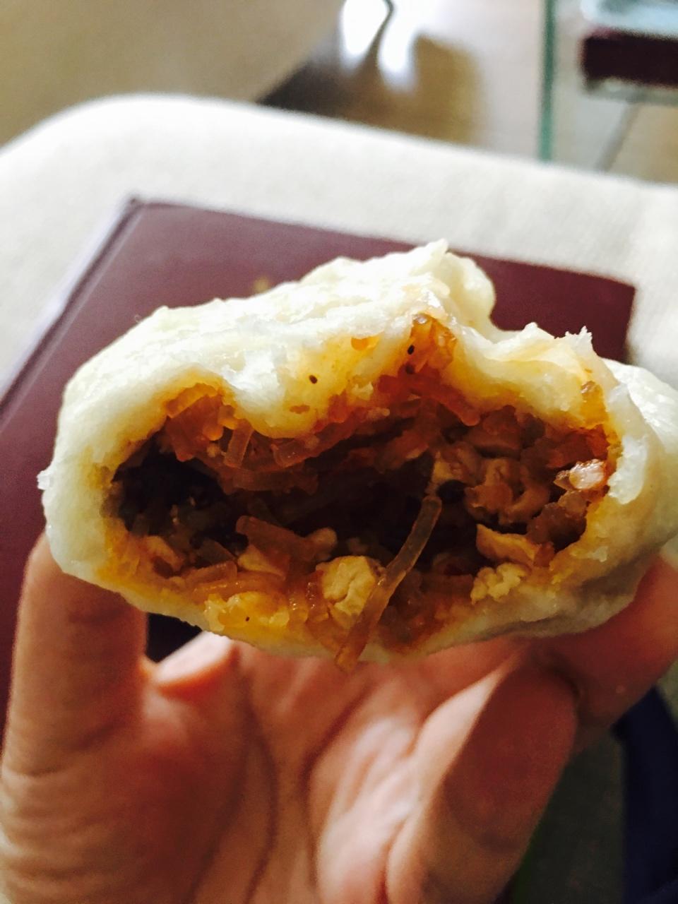 麻辣豆腐粉丝包