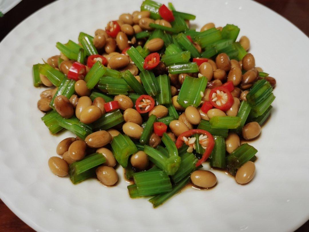 乡巴佬卤鹌鹑蛋