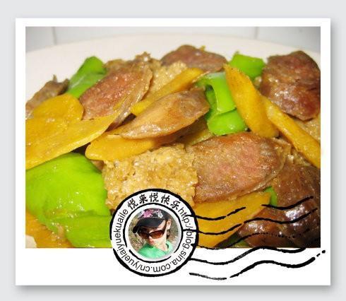 腊肠炒红薯的做法