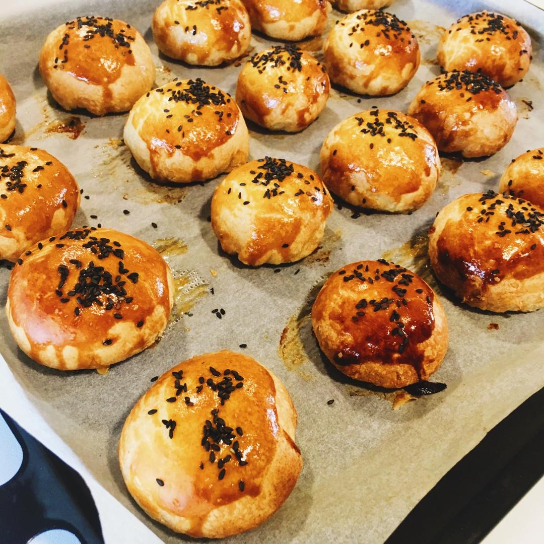 泳式鲜肉榨菜月饼