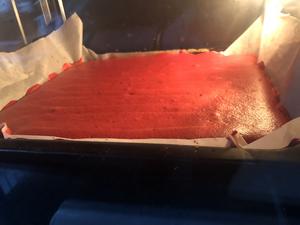 美美哒红丝绒蛋糕卷的做法 步骤10