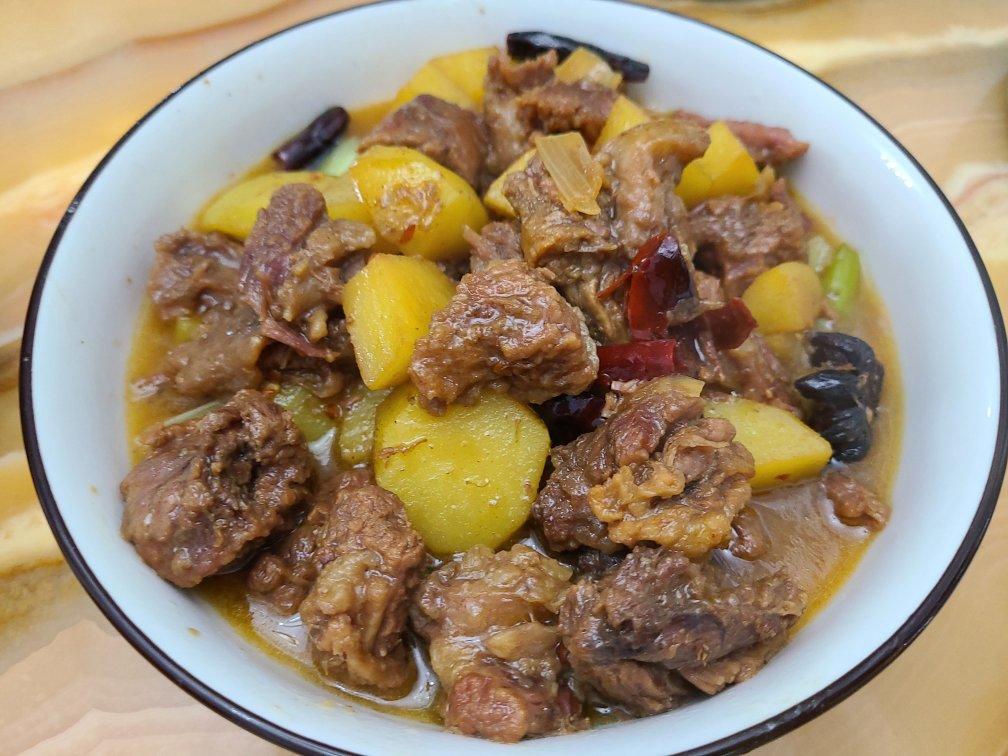土豆烧牦牛肉
