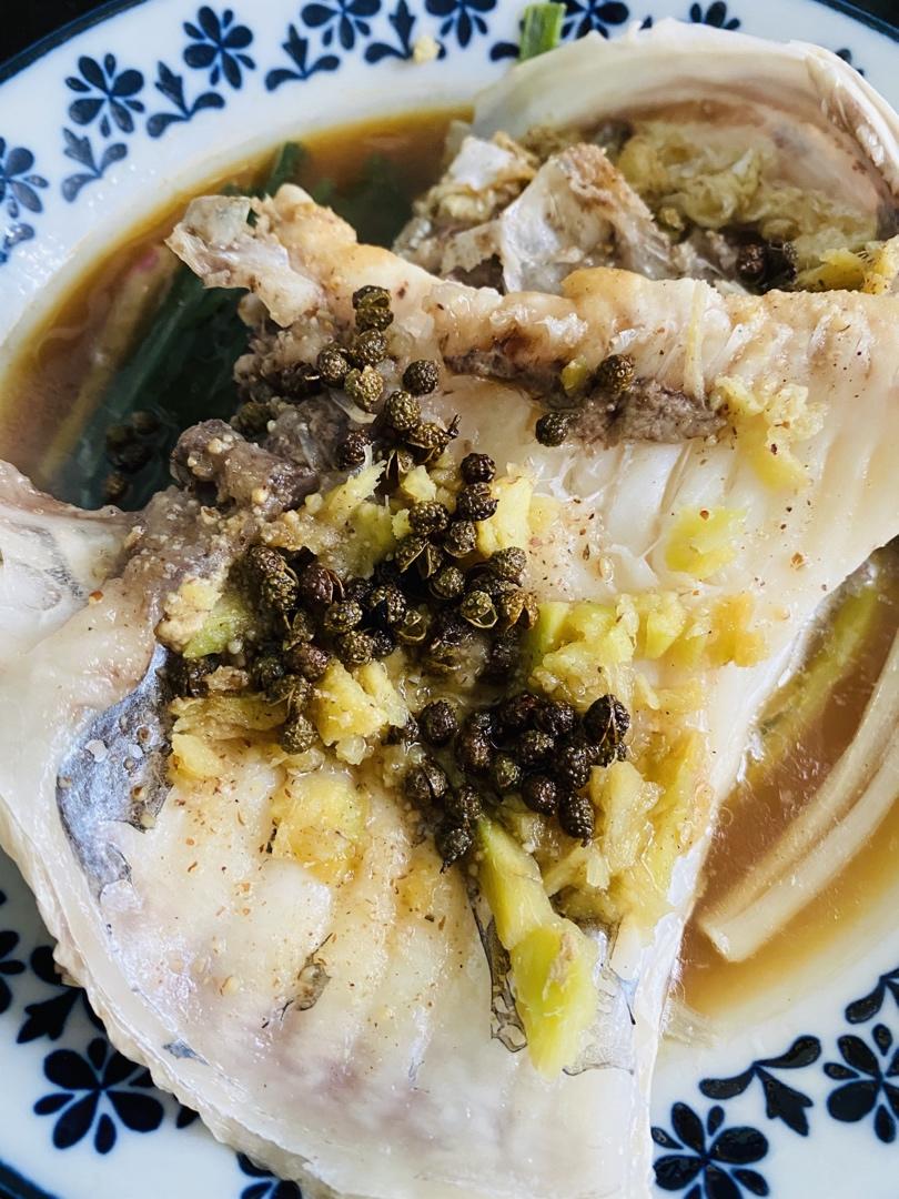 花椒粒蒸鲩鱼腩