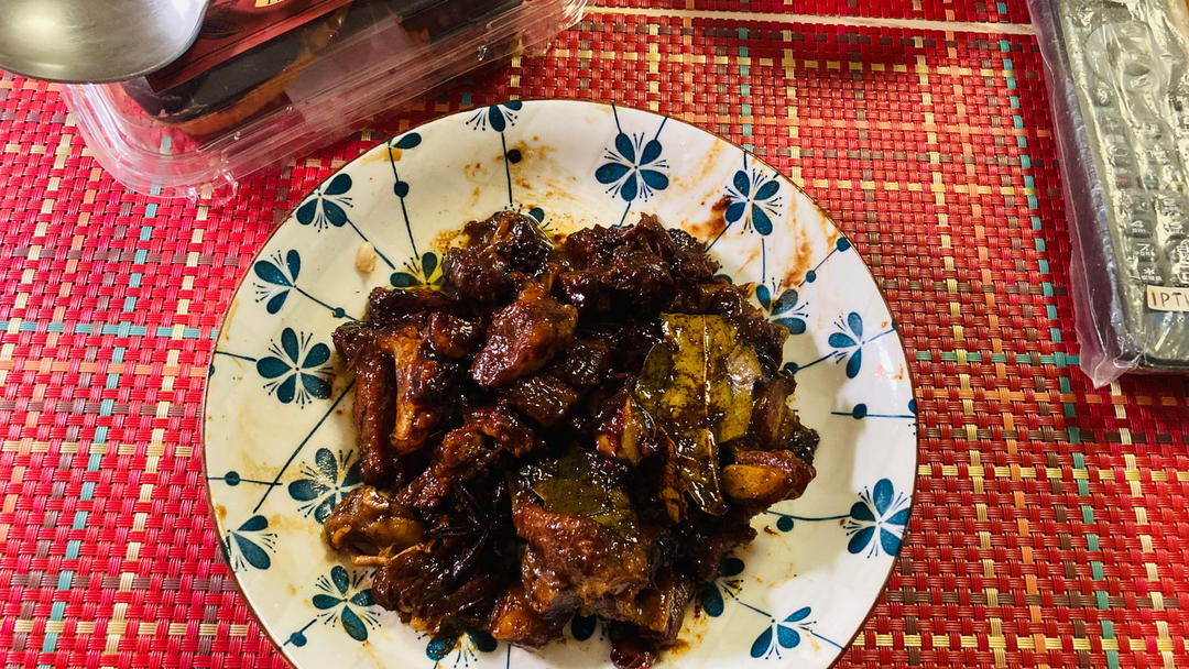 红烧牛排骨