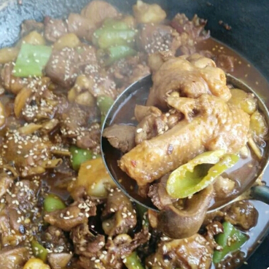 辣椒土豆炒鸡（家常菜，火锅）的做法