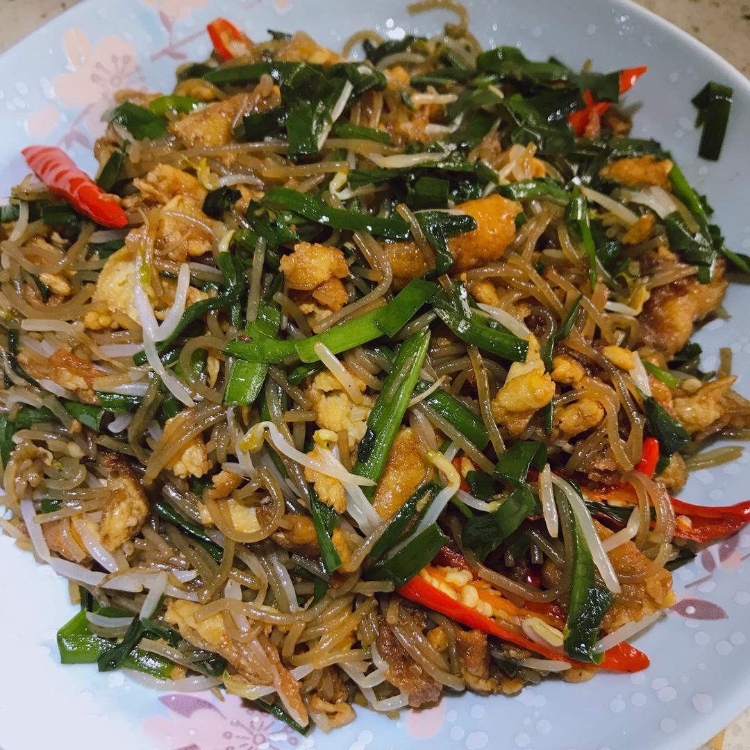 厨师长教你：“杂菜炒蛋”的家常做法，味道丰富多样，先收藏了