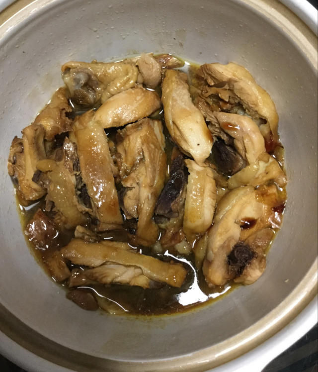 砂锅豉油鸡