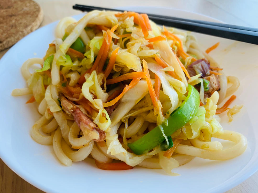 什锦炒乌冬面