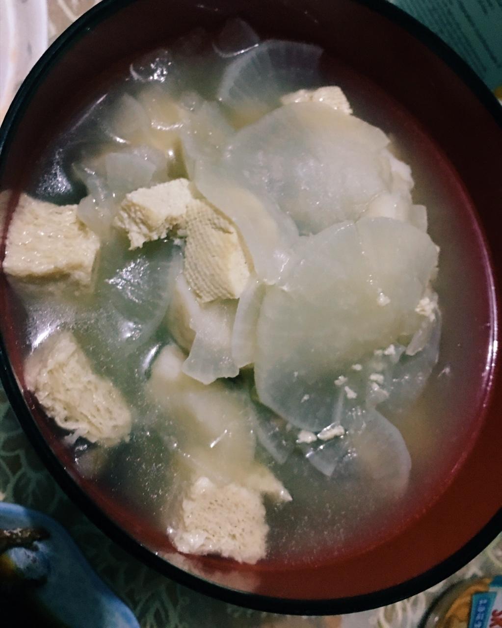 淡菜萝卜汤