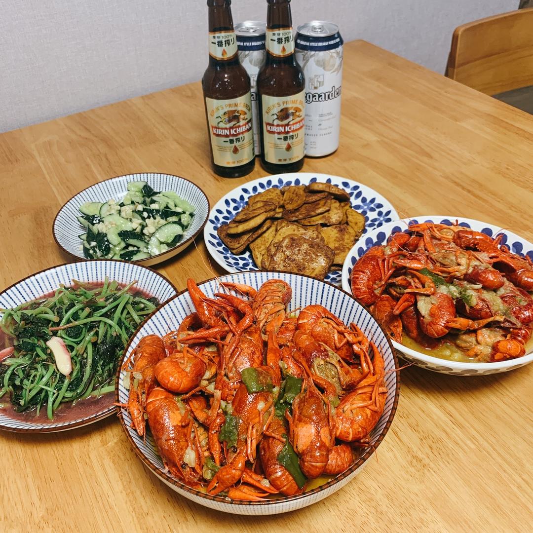 最正宗蒜泥龙虾配方（完美还原龙虾店正宗口味）
