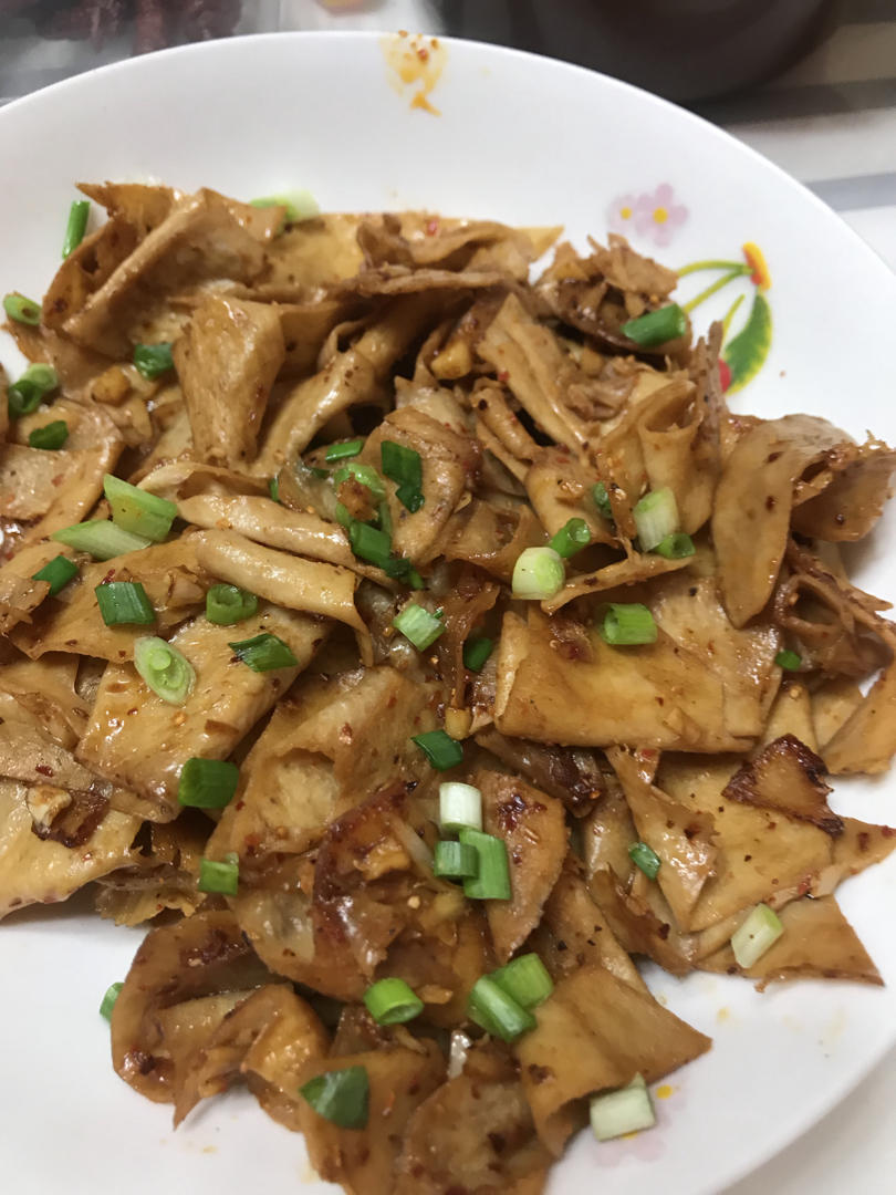 ㊙️快手下饭菜‼️孜然香辣豆皮，比辣条好吃💯倍
