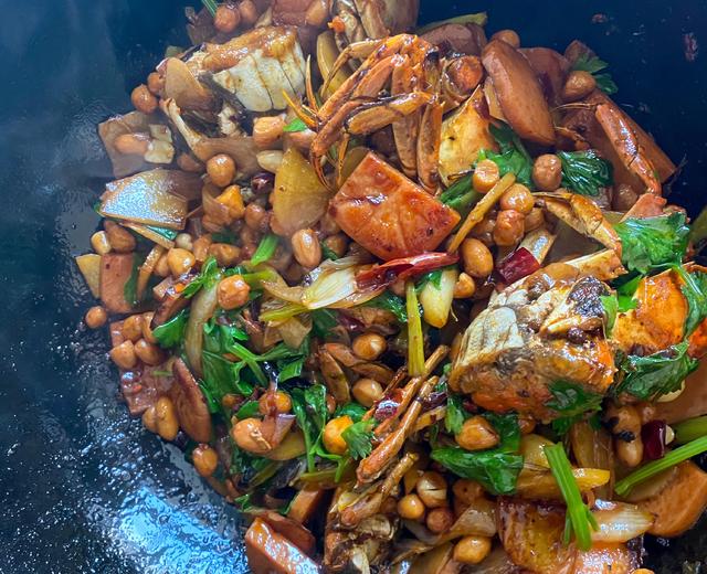 有颜有味的麻辣香锅香辣蟹的做法