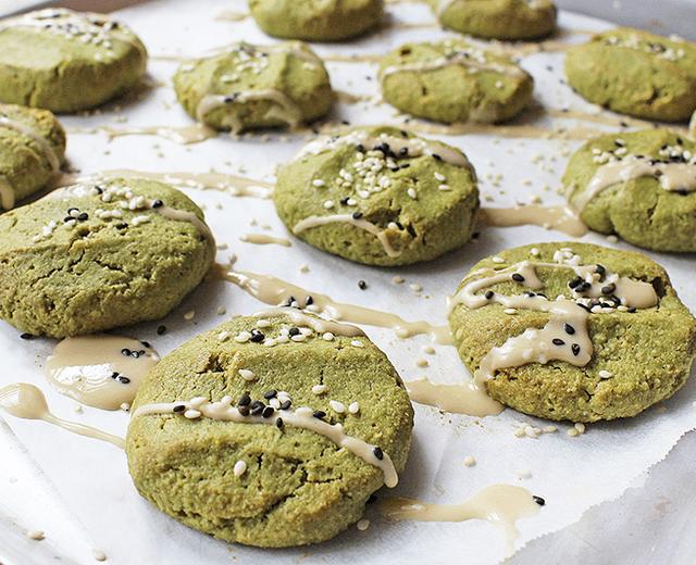 Tahini Matcha Cookies的做法