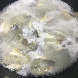素炒平菇的做法 步骤1