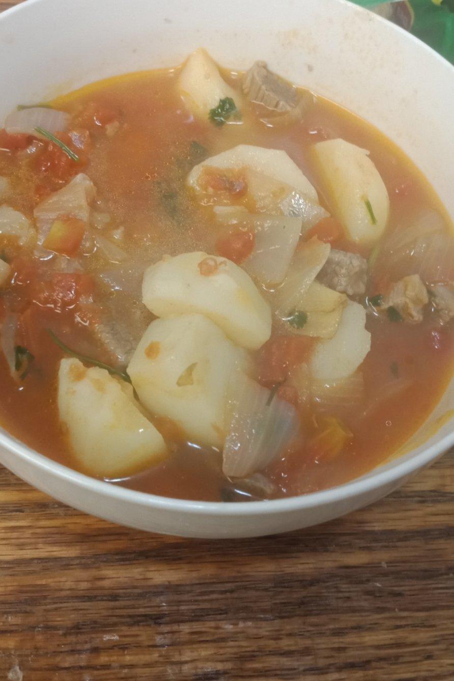 番茄土豆炖牛腩